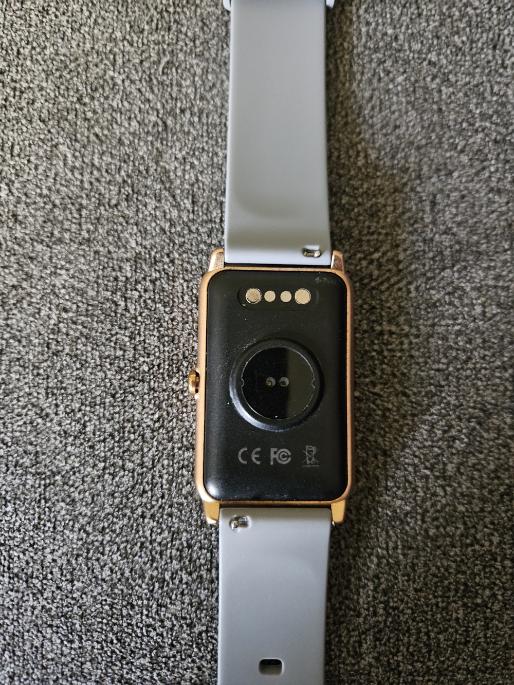 FITVII Fitness Tracker Watch Purple Gold IP68 Smartwatch - Picture 2 of 12